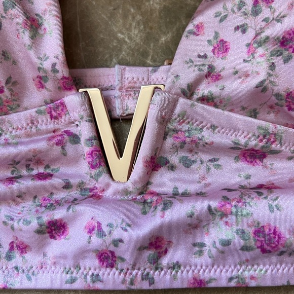 Victoria's Secret Size Large Swim Top Bikini Bra Pink Rose Floral V-Neck Adjust - Picture 2 of 5